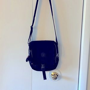 Kipling Black Nylon Shoulder/Crossbody Bag. Lots of pockets. Great for travel.